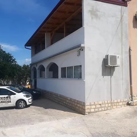 Jasmin Apartman